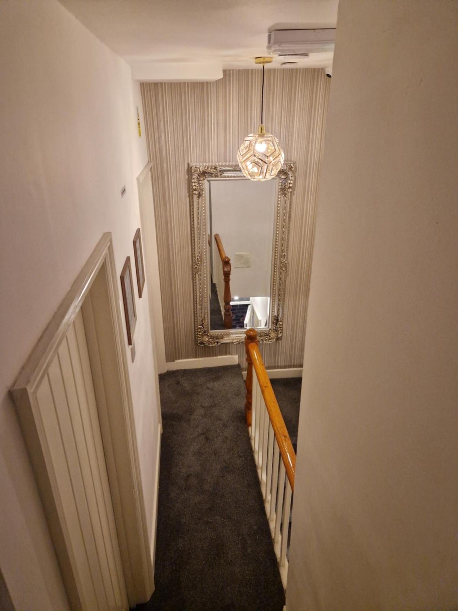 Highfields Living - All Rooms Ensuite- Free Wifi- Free Local Parking 셰필드 외부 사진